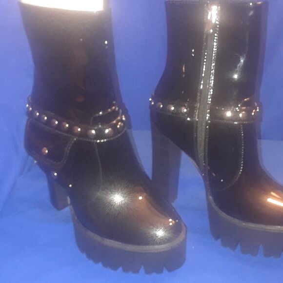 AZALEA WANG IM NOT YOUR DOLL CHUNKY HEEL BOOTIE ( BRAND NEW !!!! ) - Picture 4 of 6